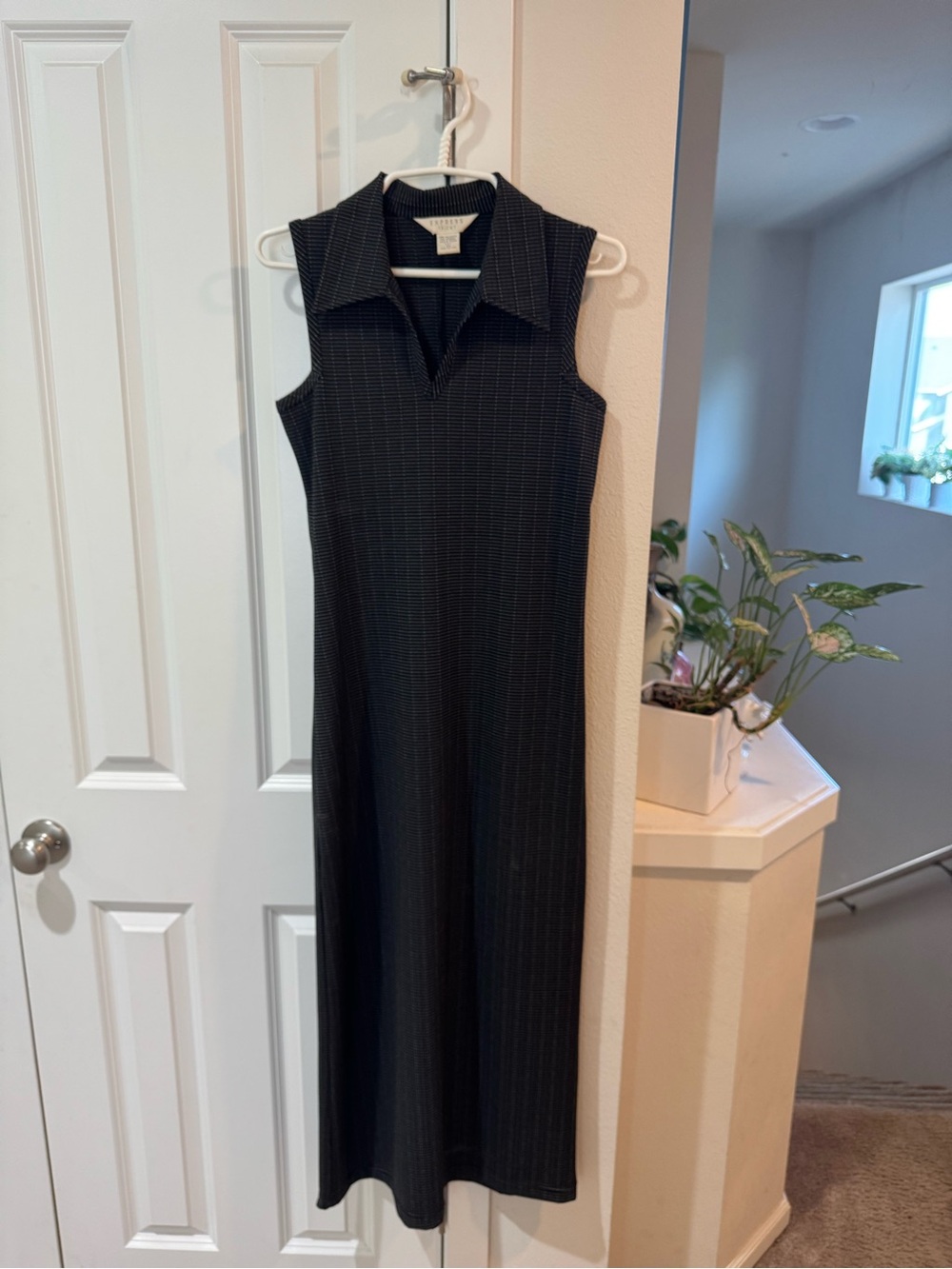 Express Tricot Black Sleeveless Maxi Dress with Collared V-Neck